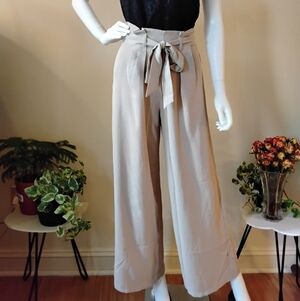 SHEIN Tan High‑Waisted Wide‑Leg Pants with Statement Bow Belt – Size XS
